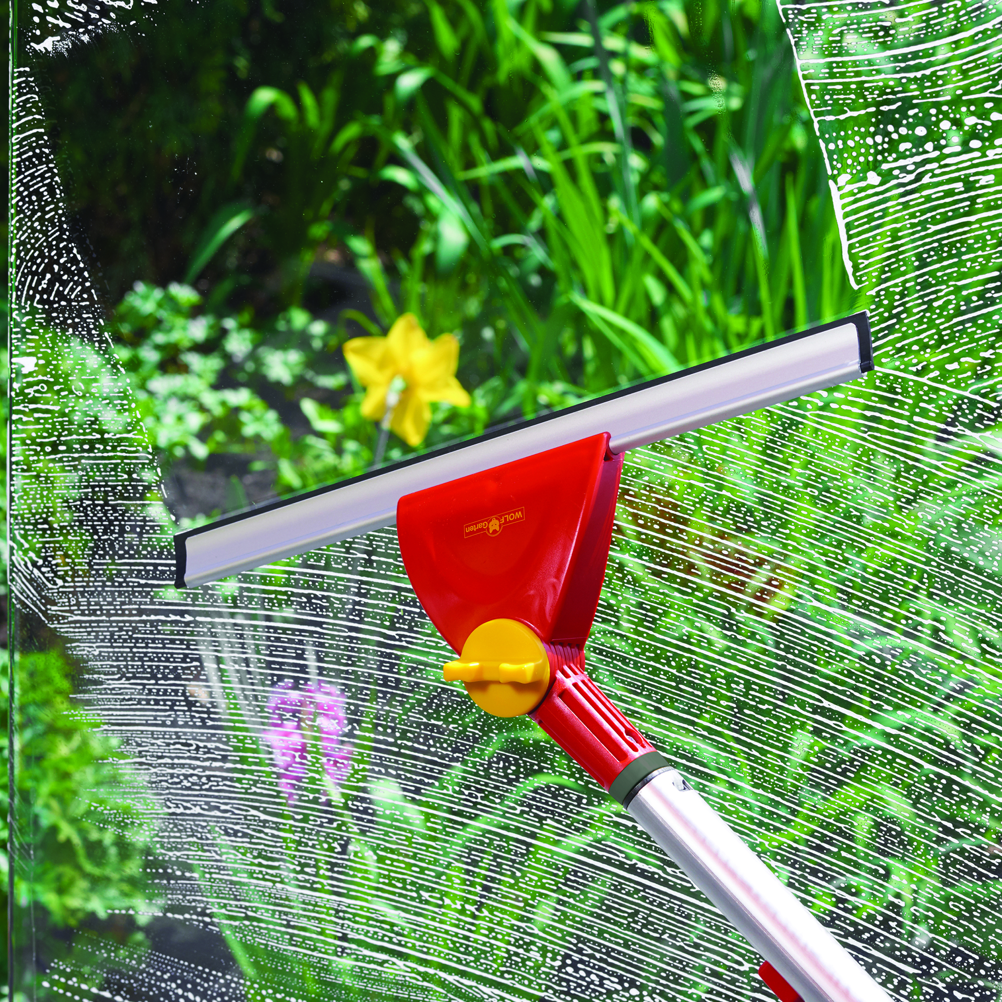 Wolf Garten multi-change® Window Wiper & Handle 2