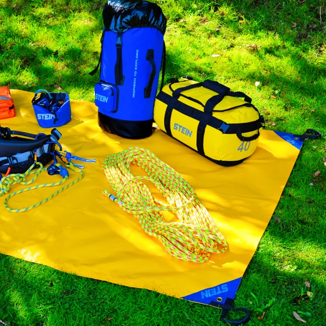 Stein Ground Tarp with handles 3